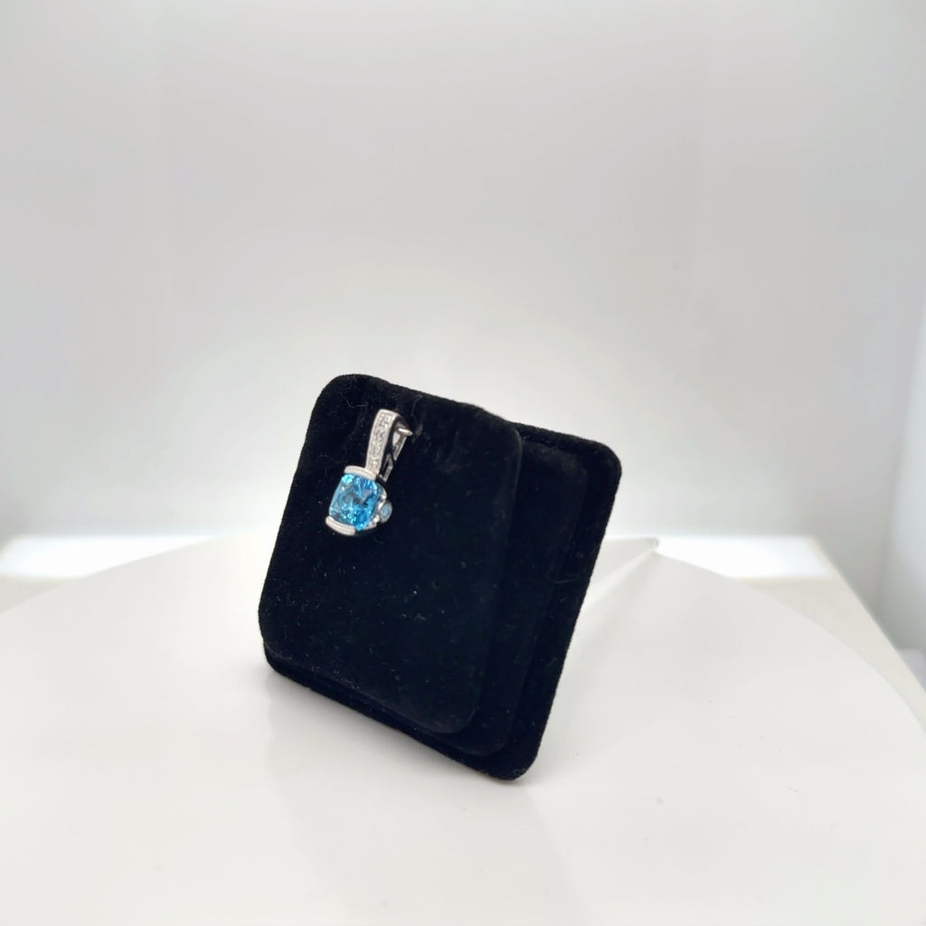 Blue Topaz Diamond Pendant 10K White Gold Cushion Cut, 1.73g (view 2)