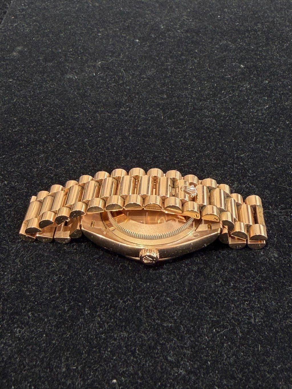 Rolex Day-Date 36 18K Rose Gold White Roman Dial Ref 128235 2022 (view 10)