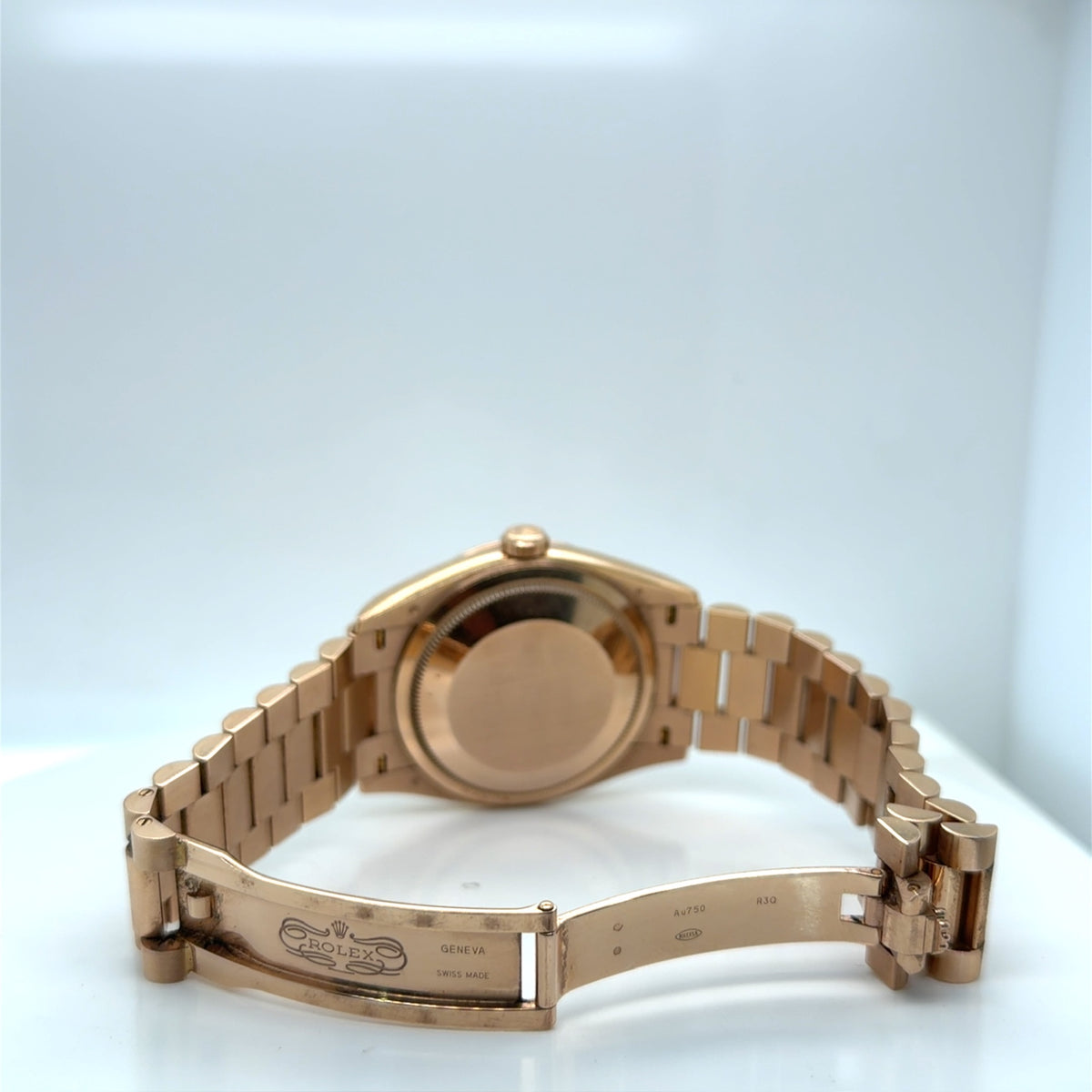 Rolex Day-Date 36 18K Rose Gold White Roman Dial Ref 128235 2022 (view 8)