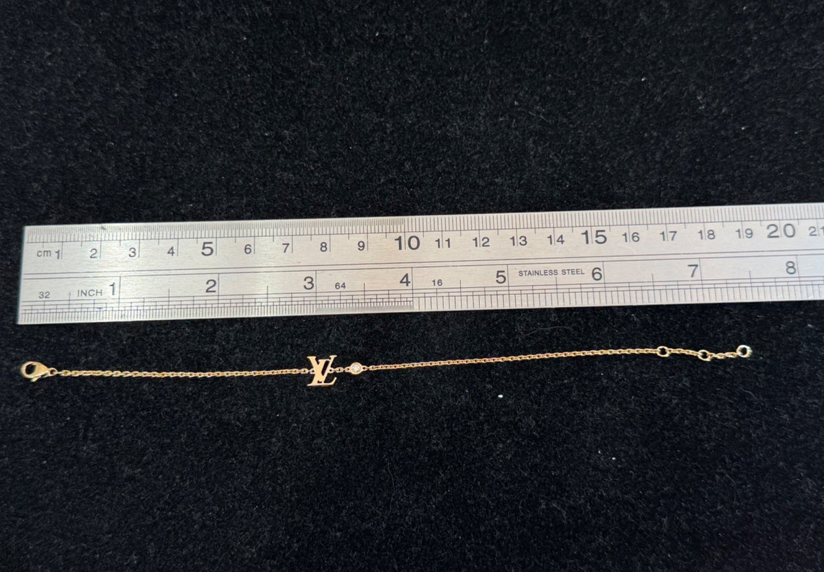 Louis Vuitton Idylle Blossom LV Bracelet 18K Yellow Gold Diamond 7" (view 6)