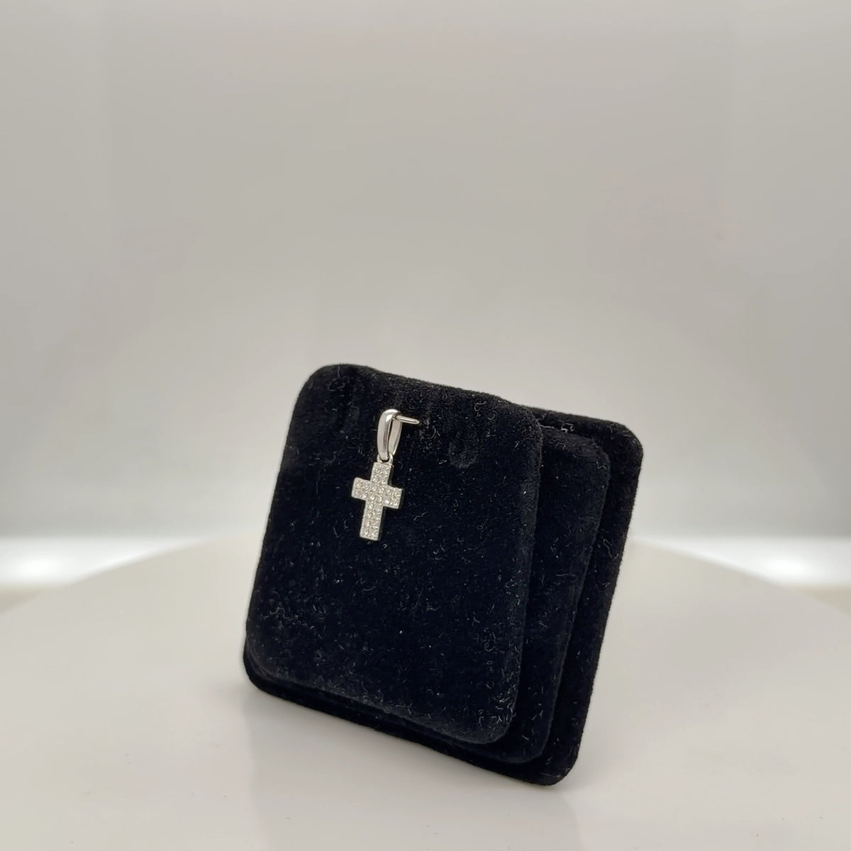 14K White Gold Diamond Pavé Cross Pendant 0.12ctw Natural Diamonds (view 2)