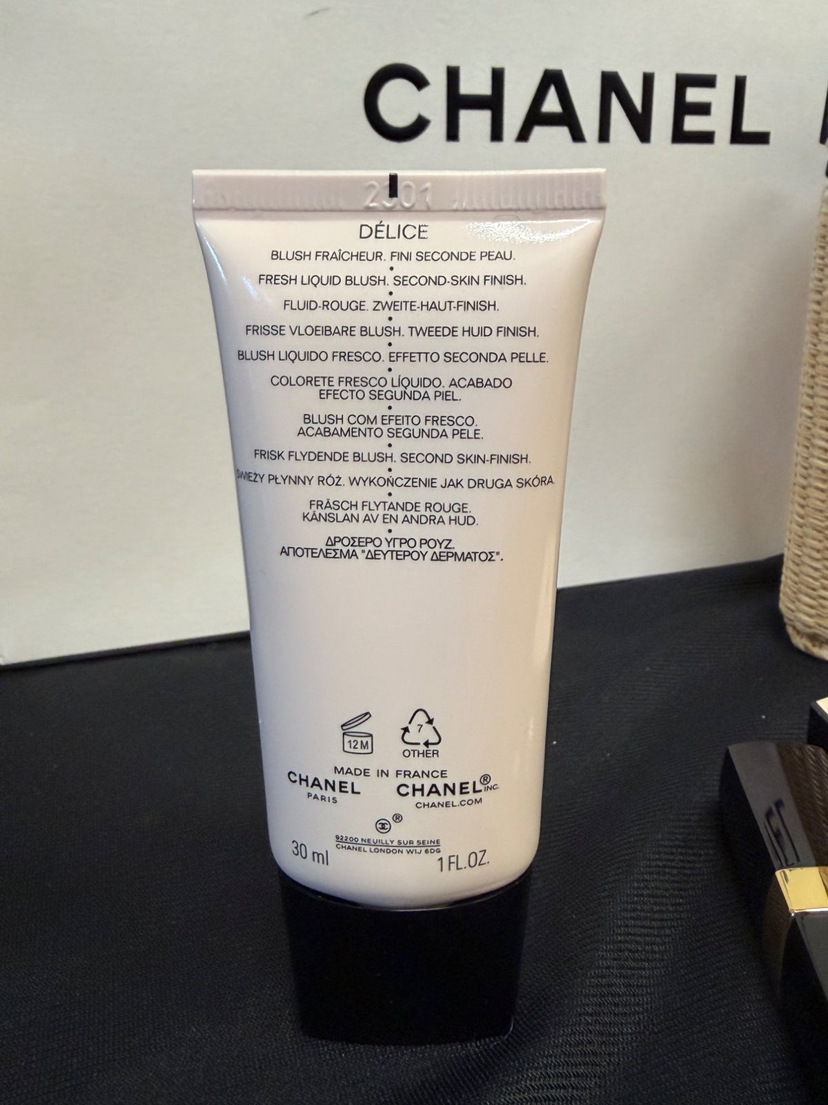 Chanel Les Beiges Healthy Glow Summer Essentials Beauty Kit Set 184.219 (view 9)