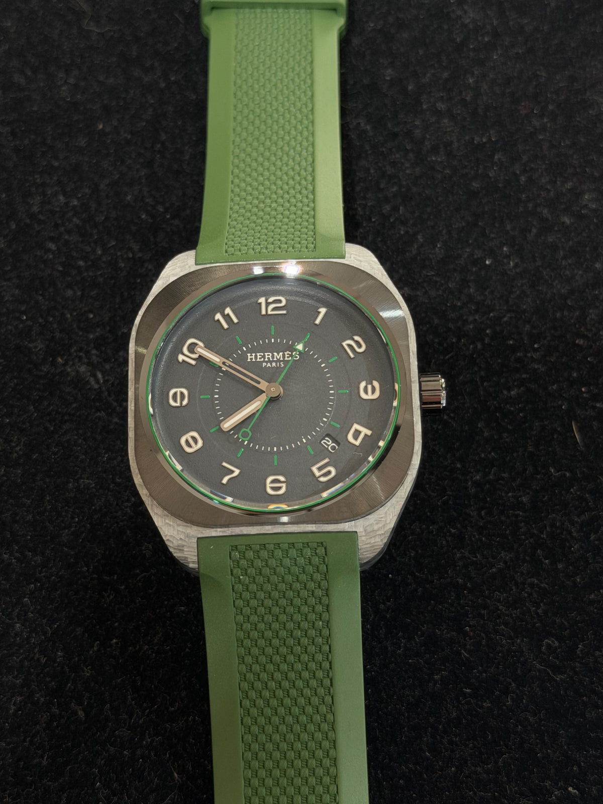 Hermès H08 Watch Steel Green Rubber Strap W402991WW00 39mm Auto (view 4)