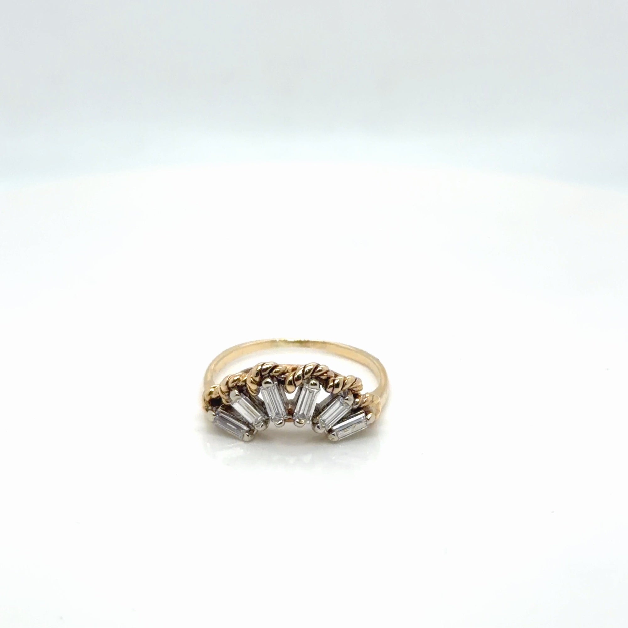 14k Two-Tone Gold Diamond Baguette Crown Band Ring 0.81 ctw Size 6