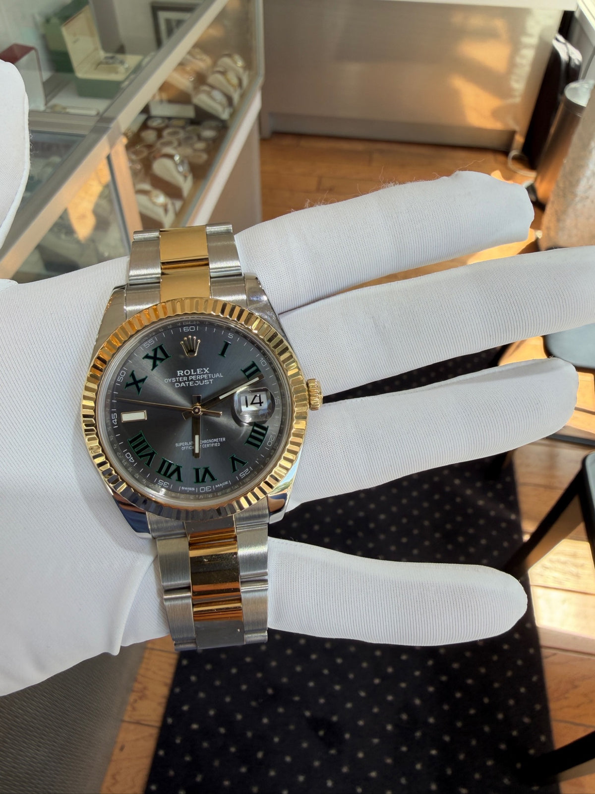 Rolex Datejust 41 Two-Tone Steel 18k Gold Wimbledon Dial Watch (view 11)