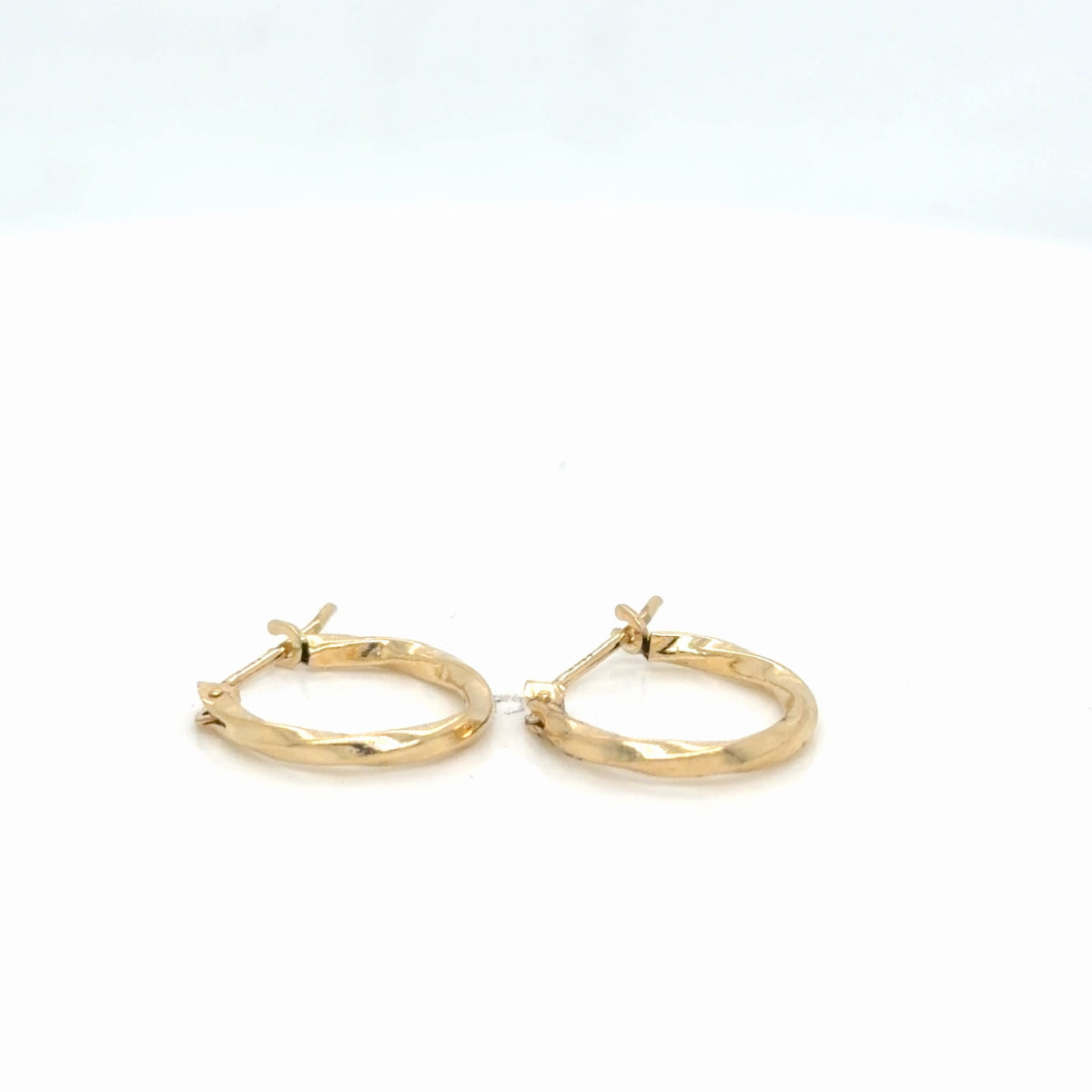 14K Yellow Gold Twisted Hoop Earrings, Hinged Latch, 0.33g (view 2)