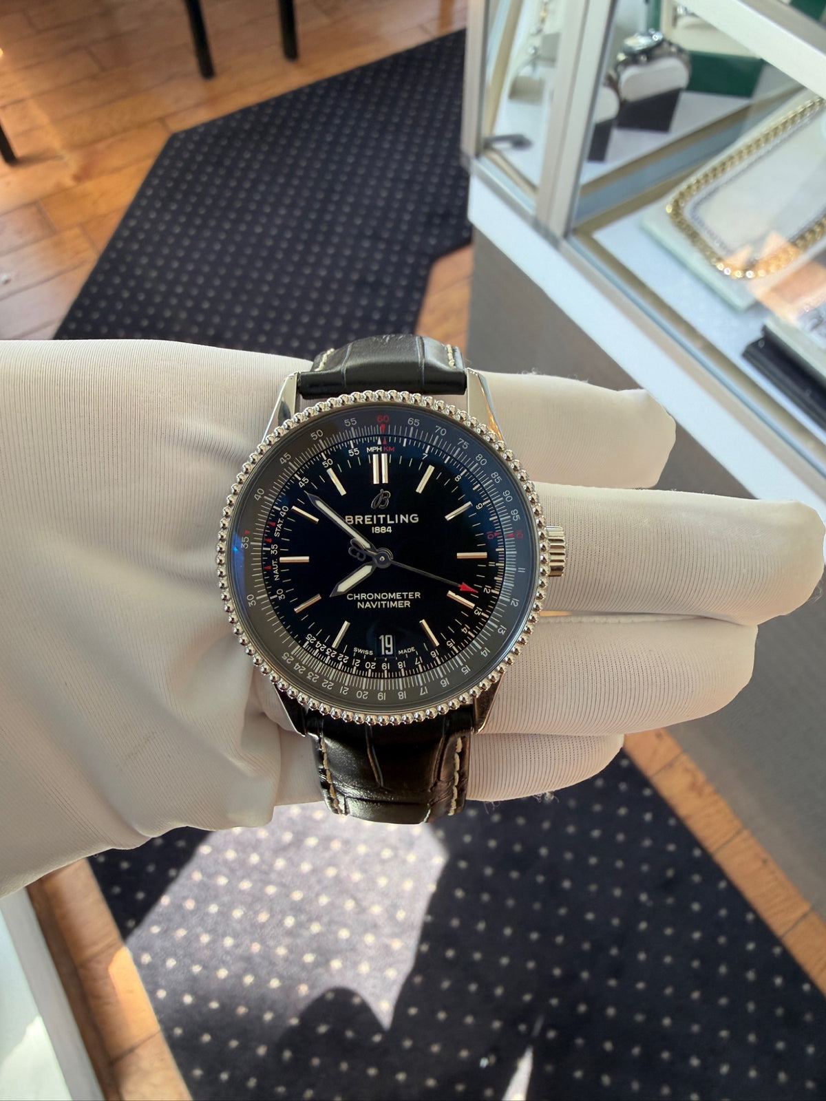 Breitling Navitimer 1 Automatic 38 Steel Black Dial A17325241B1P1 (view 2)
