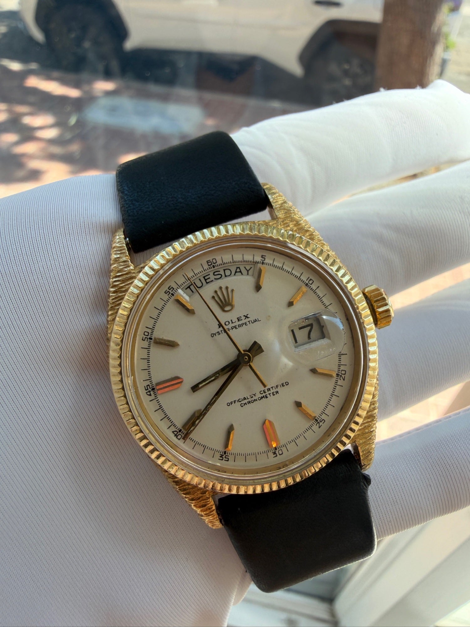 Rolex Day-Date 18K Yellow Gold Silver Dial Ref 6611B 36mm Vintage 1957