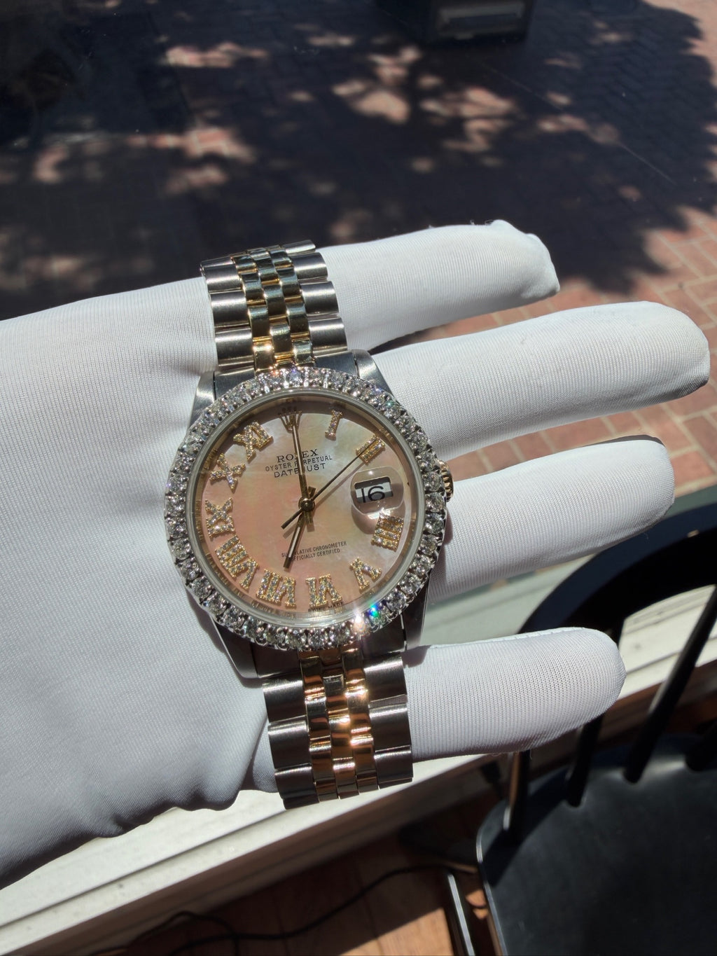 Rolex Datejust 36 Two-Tone Steel 18k Gold MOP Diamond Dial Ref 16233 (view 12)