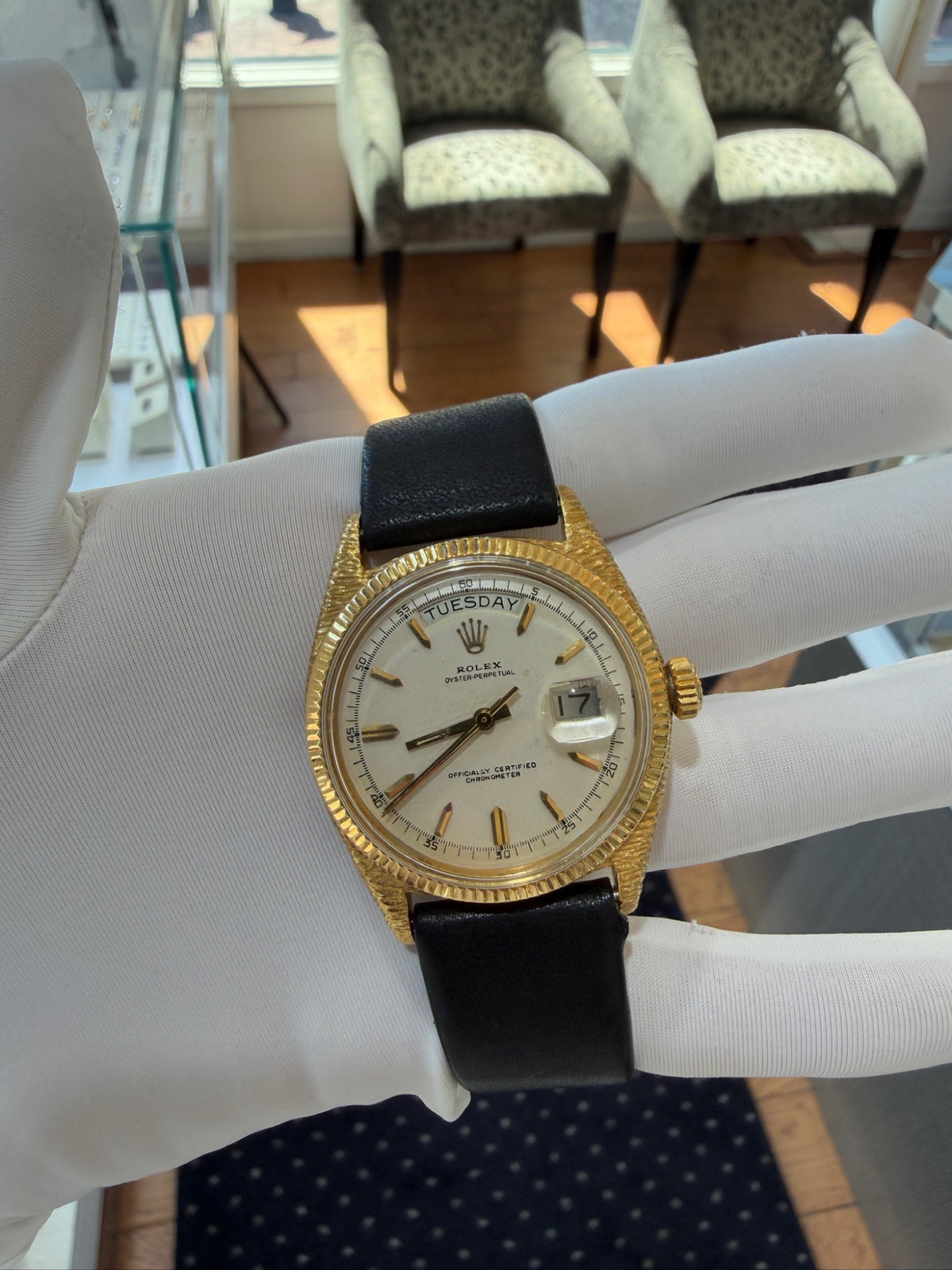 Rolex Day-Date 18K Yellow Gold Silver Dial Ref 6611B 36mm Vintage 1957 (view 10)