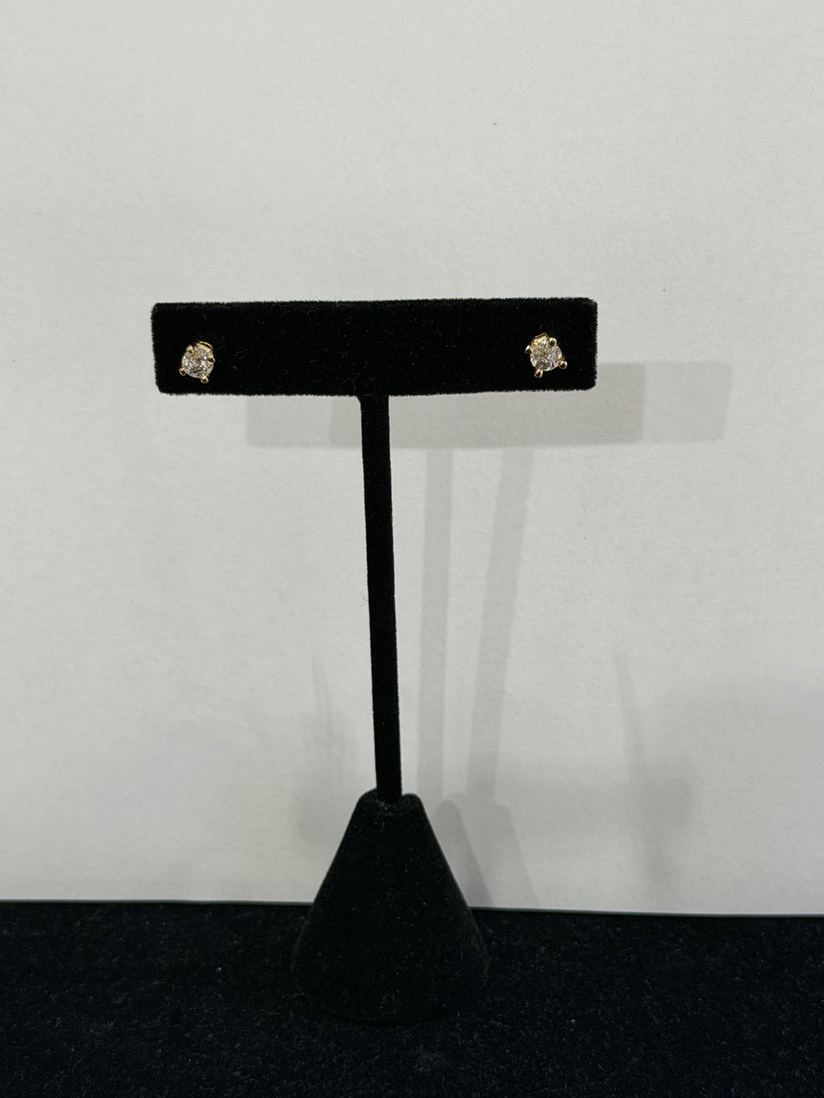 14k Yellow Gold Natural Diamond Stud Earrings 1.00 ctw Round I SI