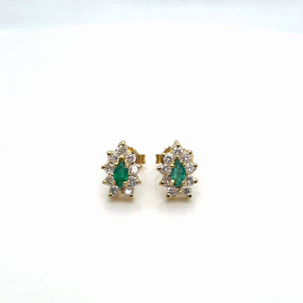 14K Yellow Gold Emerald Diamond Cluster Stud Earrings 0.65 ctw