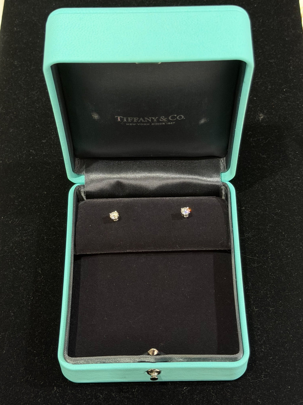 Tiffany & Co. Platinum Diamond Stud Earrings 0.60 ctw H VVS Certified (view 3)