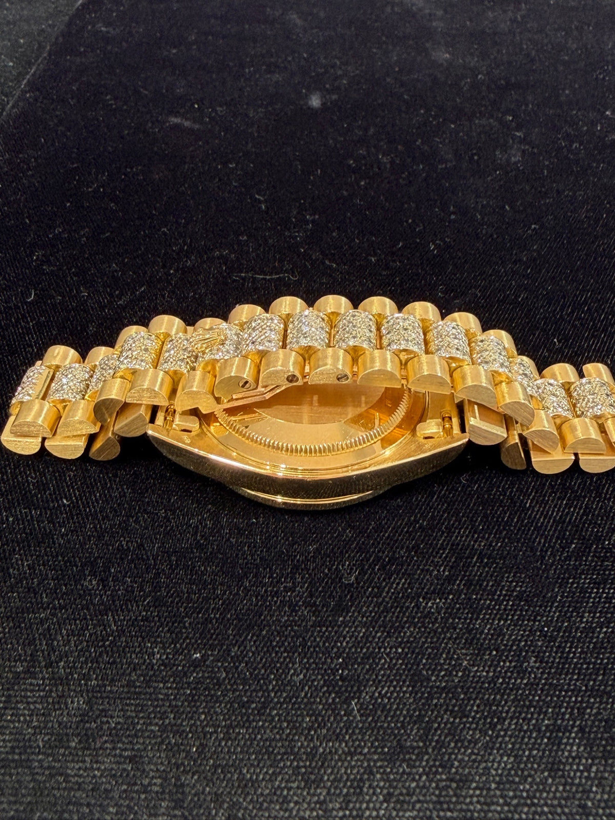 Rolex Day-Date 18238 18K Yellow Gold Custom Diamond Dial & Bezel 36mm (view 9)