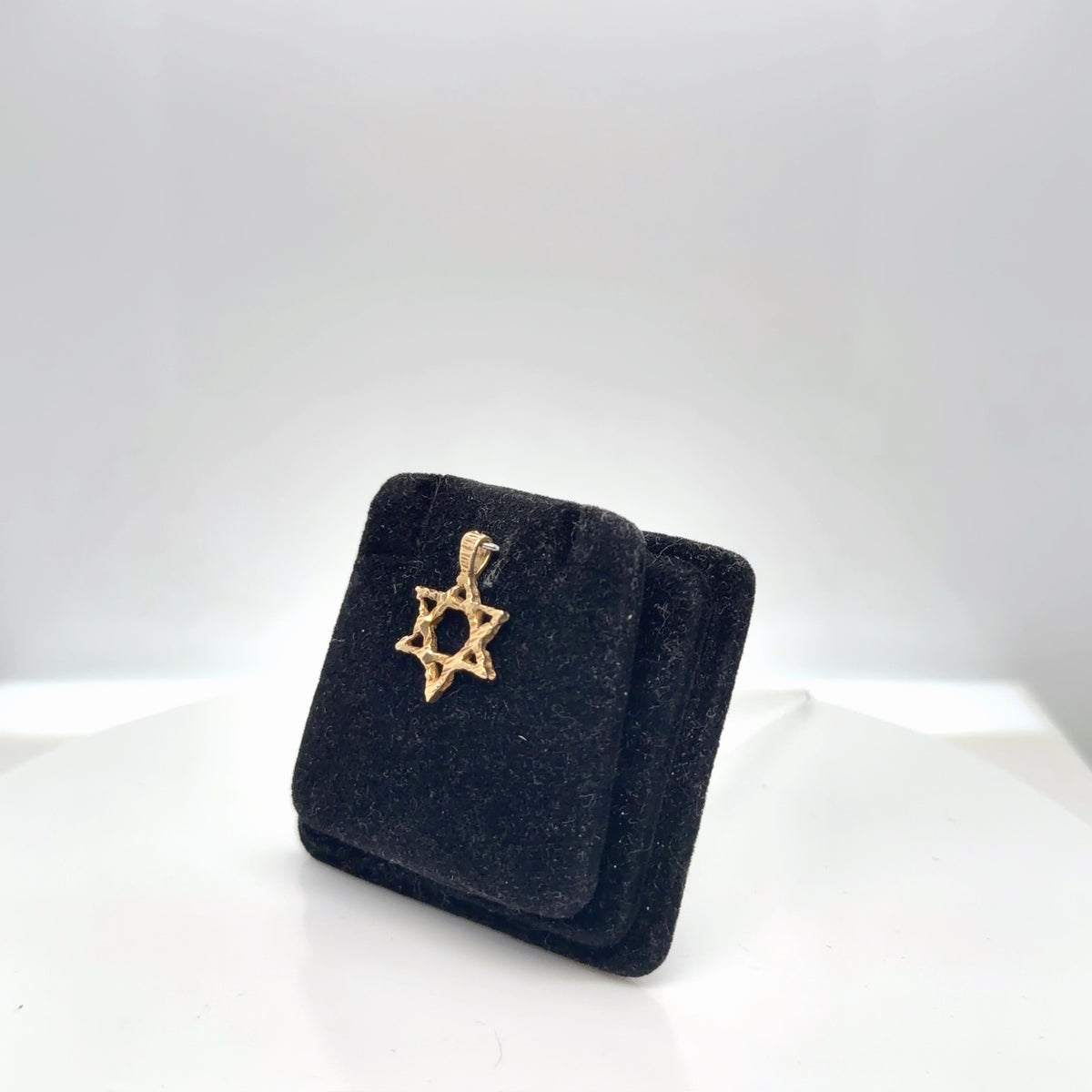 14K Yellow Gold Star of David Pendant, Textured Open-Work, 1.07g (view 2)