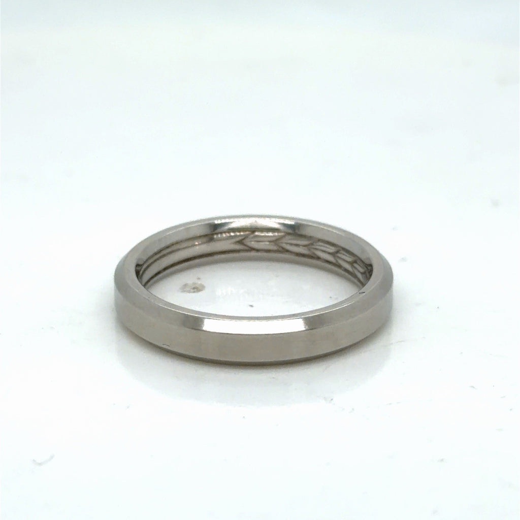 David Yurman Beveled Band Ring 18k White Gold AU 750 4 mm Size 8 — view 6