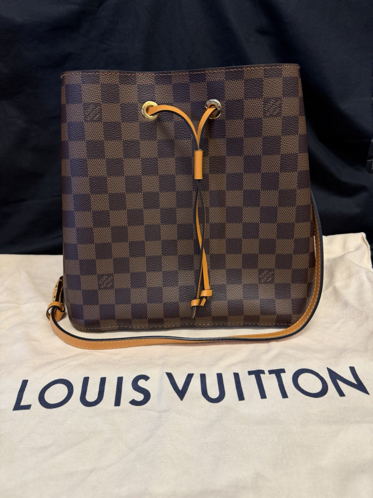 Louis Vuitton Damier Ebene Neonoe MM Safran Classic Bucket Shoulder Bag — Certified Authentic | San Diego Jewelry Buyers