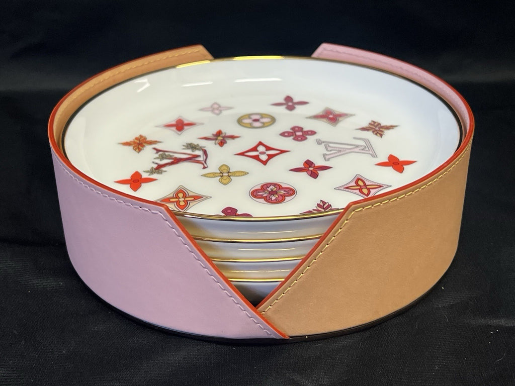 Louis Vuitton Monogram Floral Set OF 4 Small White Plates/gold Trim and Holder (view 6)