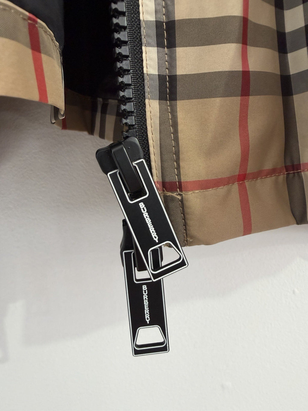Burberry Check Hooded Jacket Drawstring Long Sleeve US Size 2 (view 6)