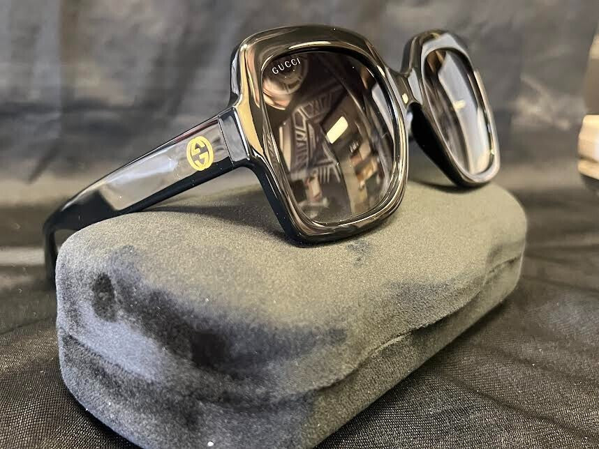 GUCCI SQUARE SUNGLASSES GG1337S-001 SHINY BLACK GREY GRADIENT 140mm — view 4