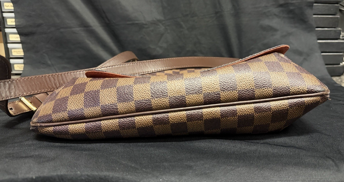 Louis Vuitton Musette Crossbody Brown Canvas Damier Ebene (view 7)