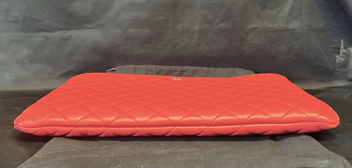 Chanel Large Clutch Pouch Red Leather with Organizer Insert and Dust Bag (view 5)