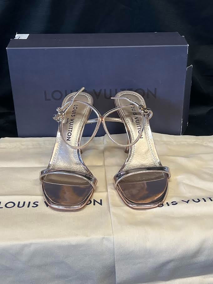 Louis Vuitton 6AM Sandal Size 38 (us 8) 1AGWYQ Gold Metallic Leather Heels (view 17)