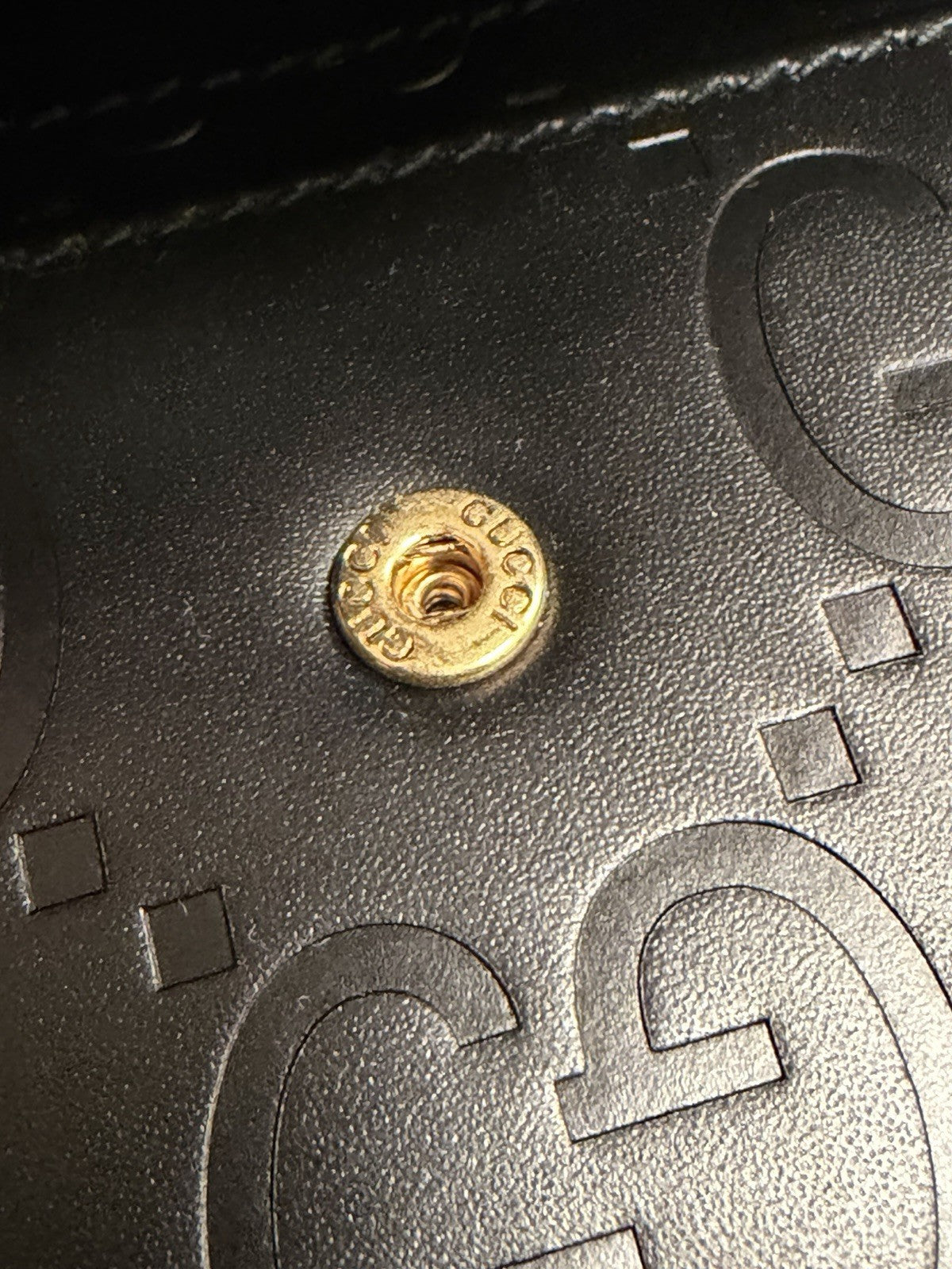 Gucci GG Emblem Card Case Black Leather Gold Hardware9