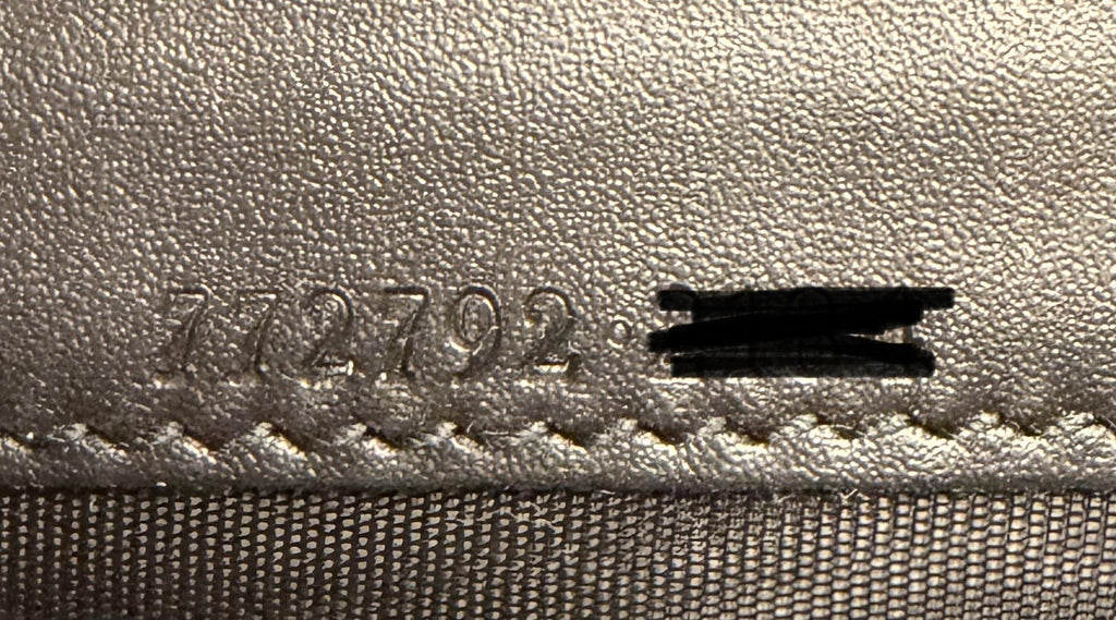 Gucci GG Emblem Card Case Black Leather Gold Hardware11