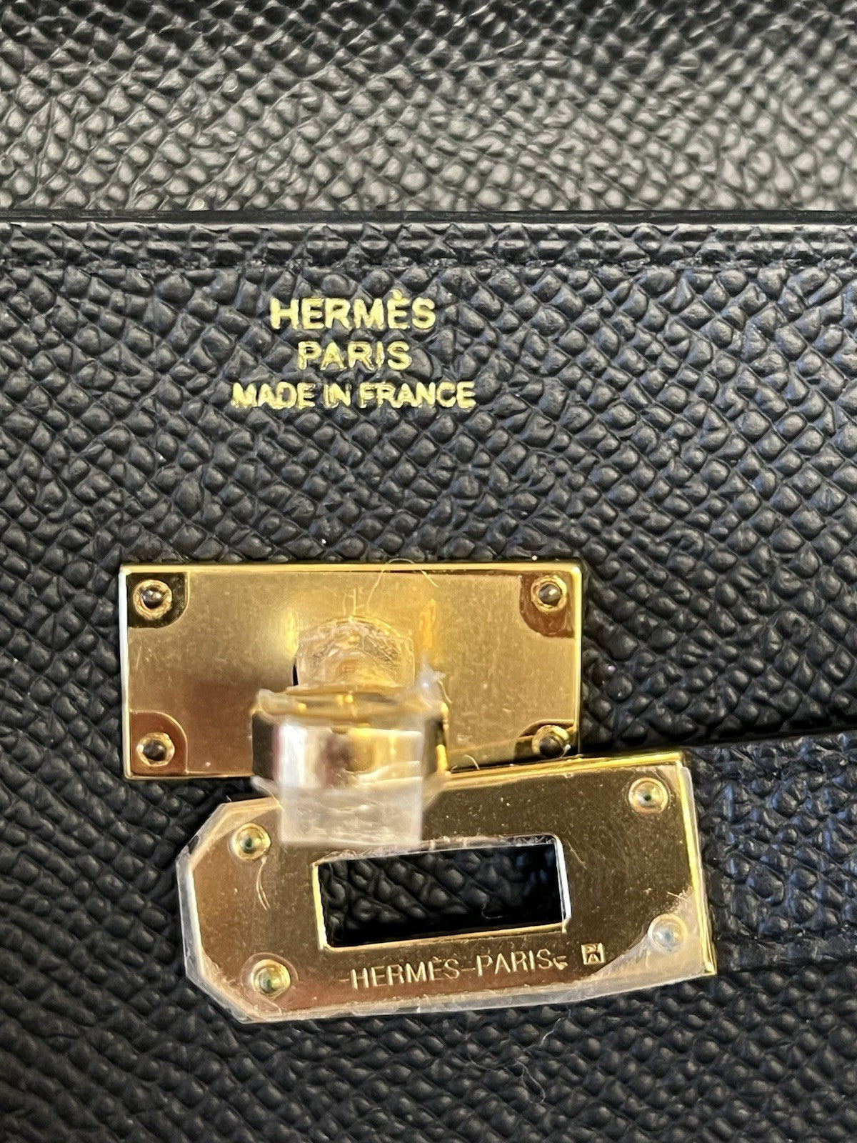 Hermes Black Epsom Kelly TO Go, Gold Hardwear, Removable Strap, Dust Bags, Box (view 13)