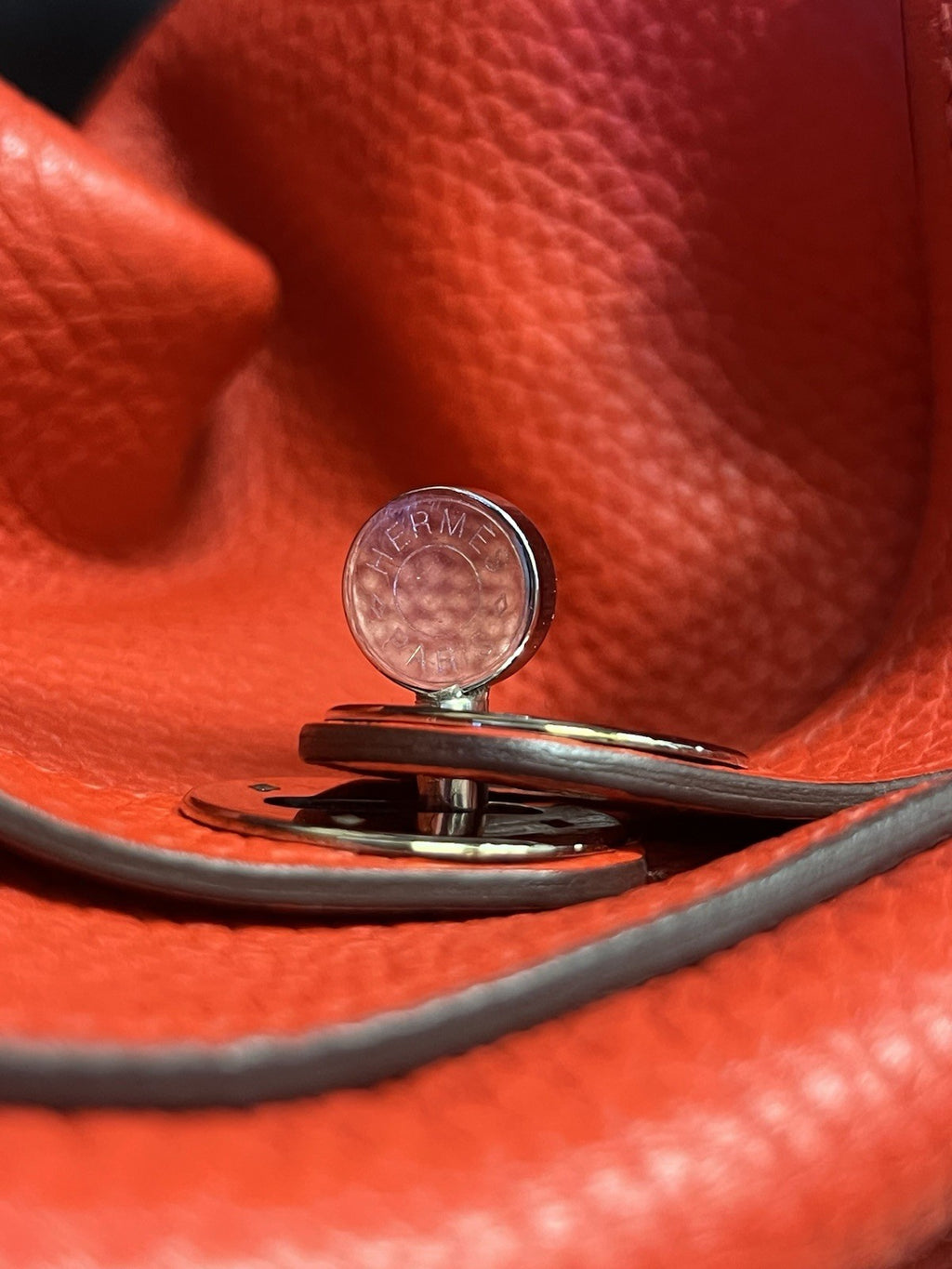 Hermes 2017 Lindy 30 Red Leather Shoulder Bag, Organizer & Dust Bag (view 13)