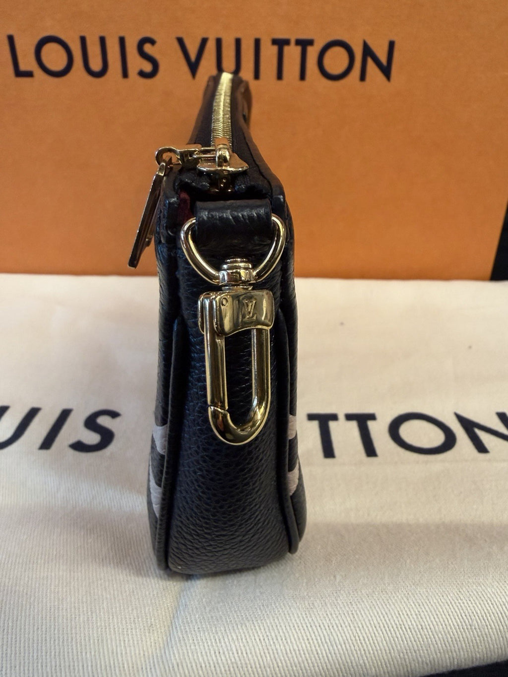 Louis Vuitton Multi Pochette Accessories M45777 Bicolour Monogram Empriente (view 7)