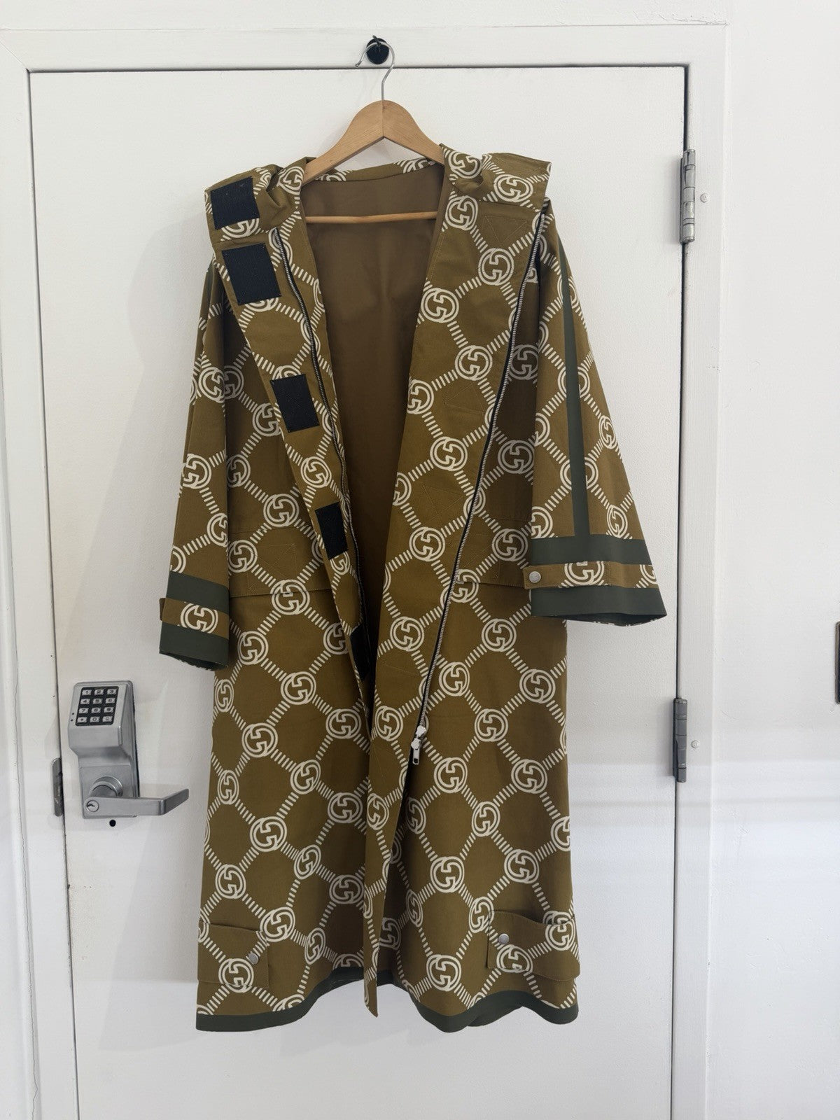 Gucci 100th Anniversary Music is My Gucci Khaki Windbreaker Long Coat Size 402