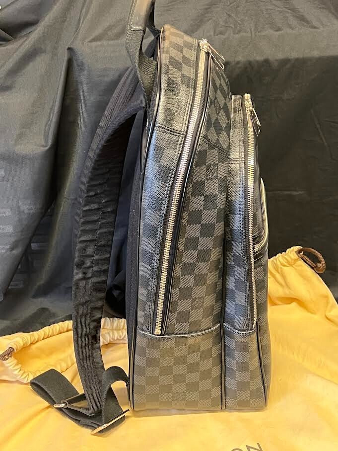 Louis Vuitton Damier Graphite Canvas Backpack Five Interior Pockets Black/silver (view 2)