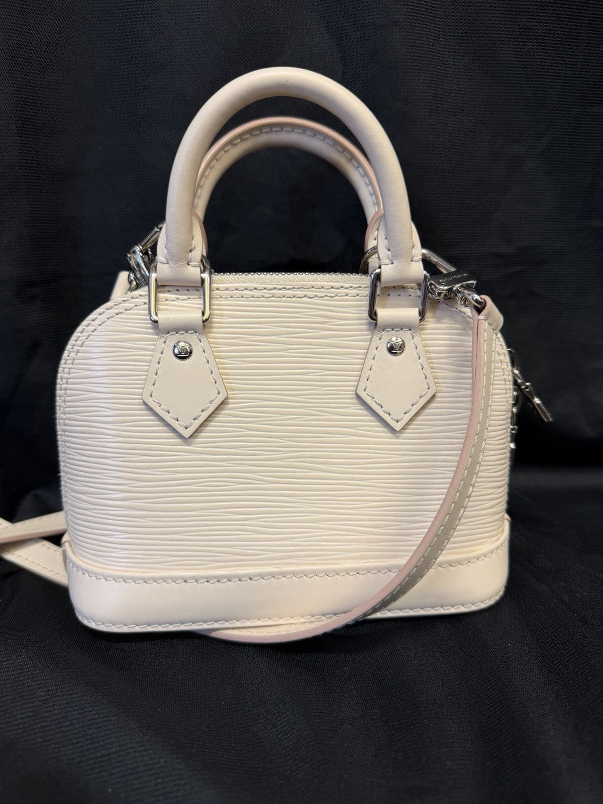 Louis Vuitton Nano Alma Epi Leather Quartz (Cream/Beige) Crossbody Handbag (view 4)
