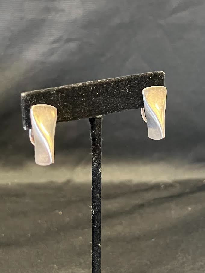 Georg Jensen Vintage Screw/clip ON Earring Sterling Silver 925 116B 1960's Era (view 15)