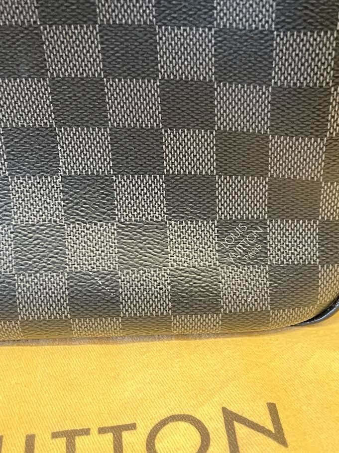 Louis Vuitton Damier Graphite Canvas Backpack Five Interior Pockets Black/silver (view 6)