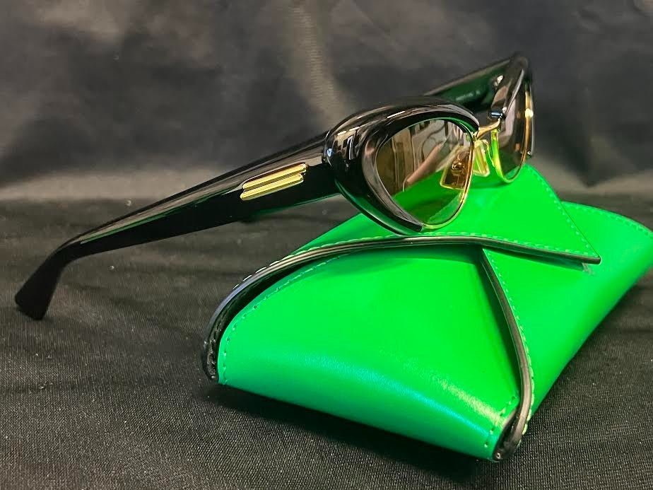 BOTTEGA VENETA SUNGLASSES BV13887S-001 BLACK FRAME, YELLOW LENS 54-17-140mm — view 5