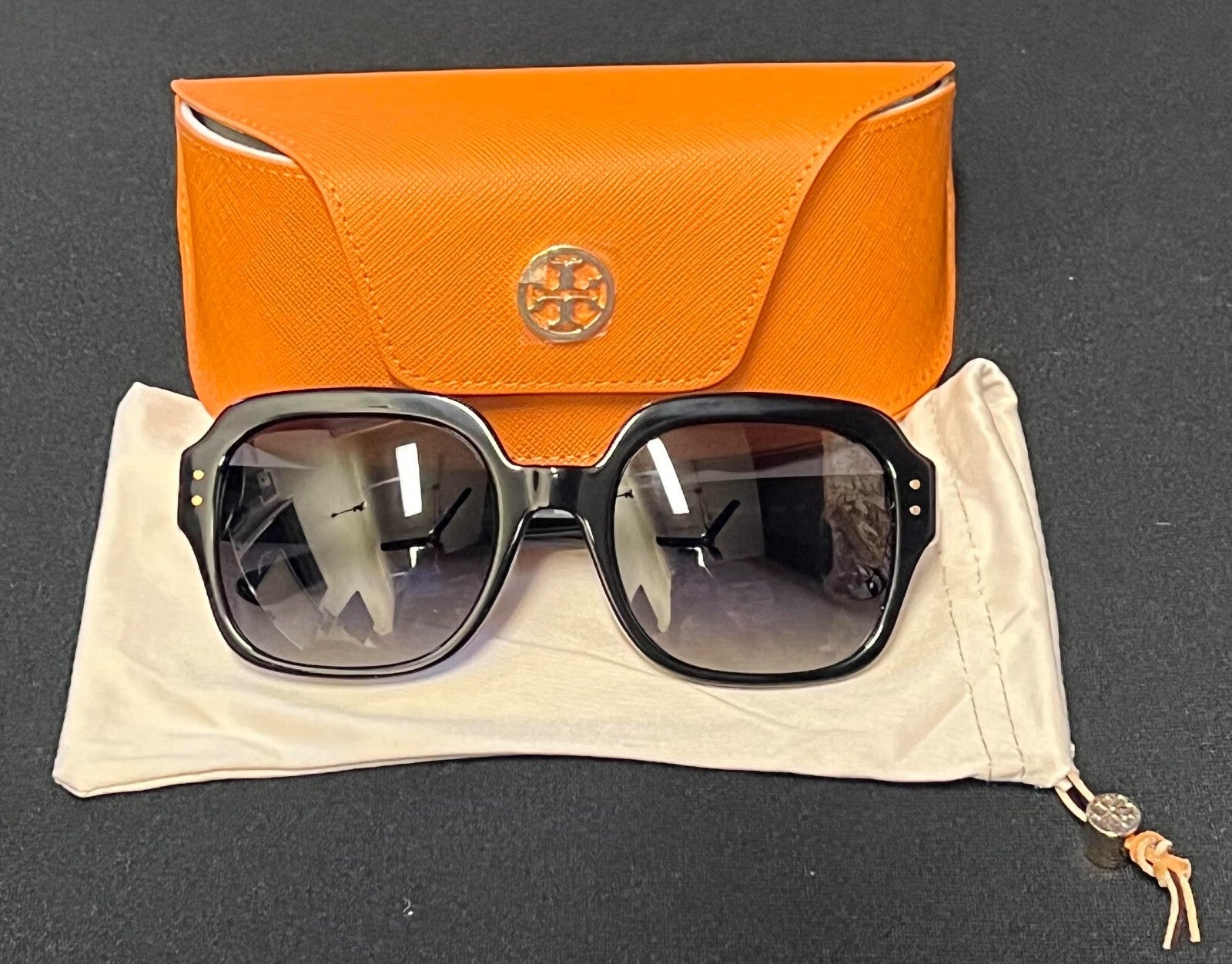 Tory Burch TY7143U 56-21mm Black Square Sunglasses with Gray Polarized Lenses — view 5