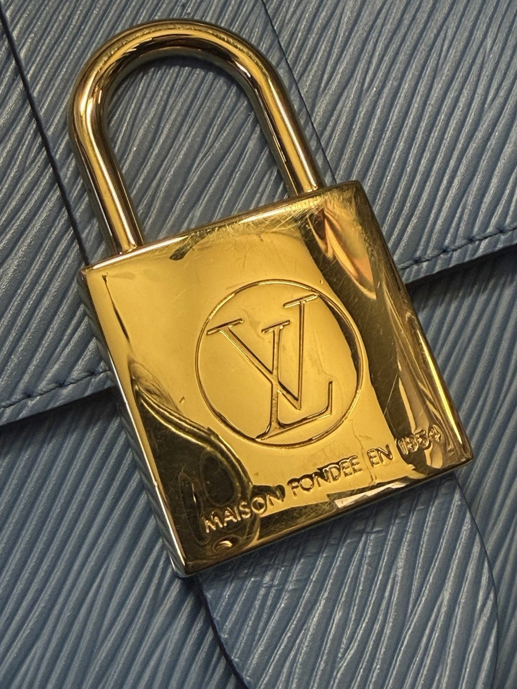 Louis Vuitton Locky BB Epi Leather Blue Top Handle Bag & Removable Strap (view 12)