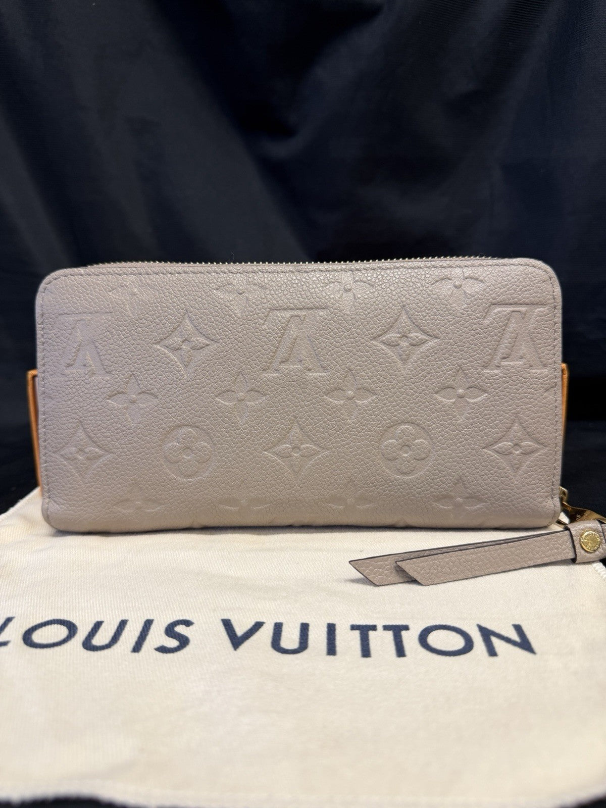 Louis Vuitton Zippy Wallet Monogram Empreinte Leather Turtledove M690342