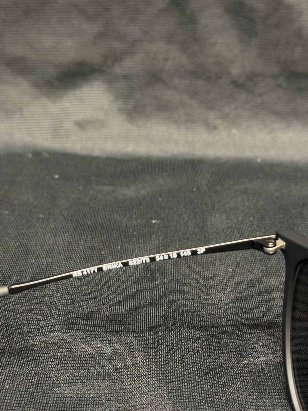 Ray-Ban Sunglasses Erika Rubber Black Light Grey Gradient RB4171 622/8G 54-18 (view 8)