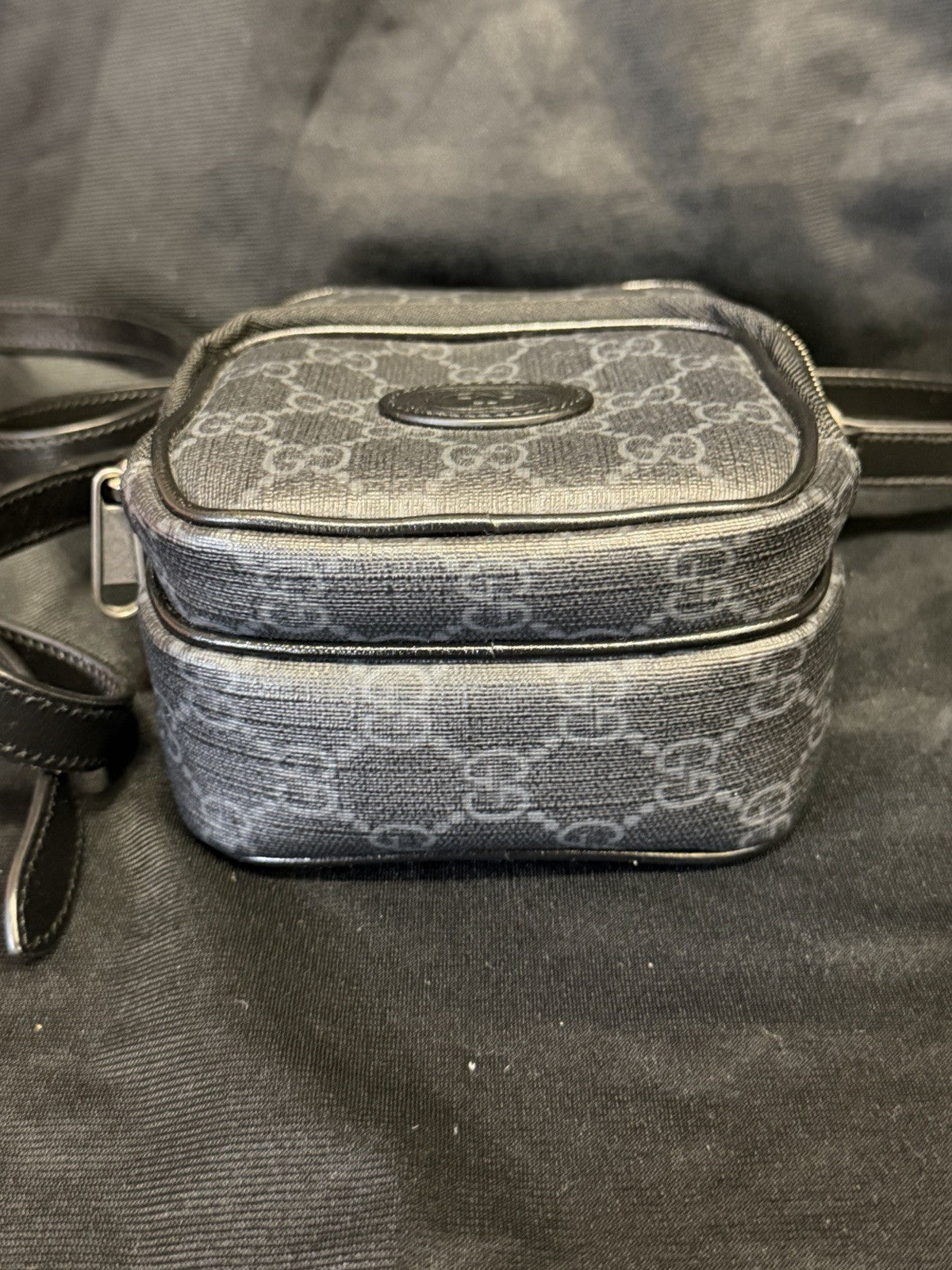 Gucci GG Supreme Mini Interlocking G Stachel Black Canvas Crossbody — view 5