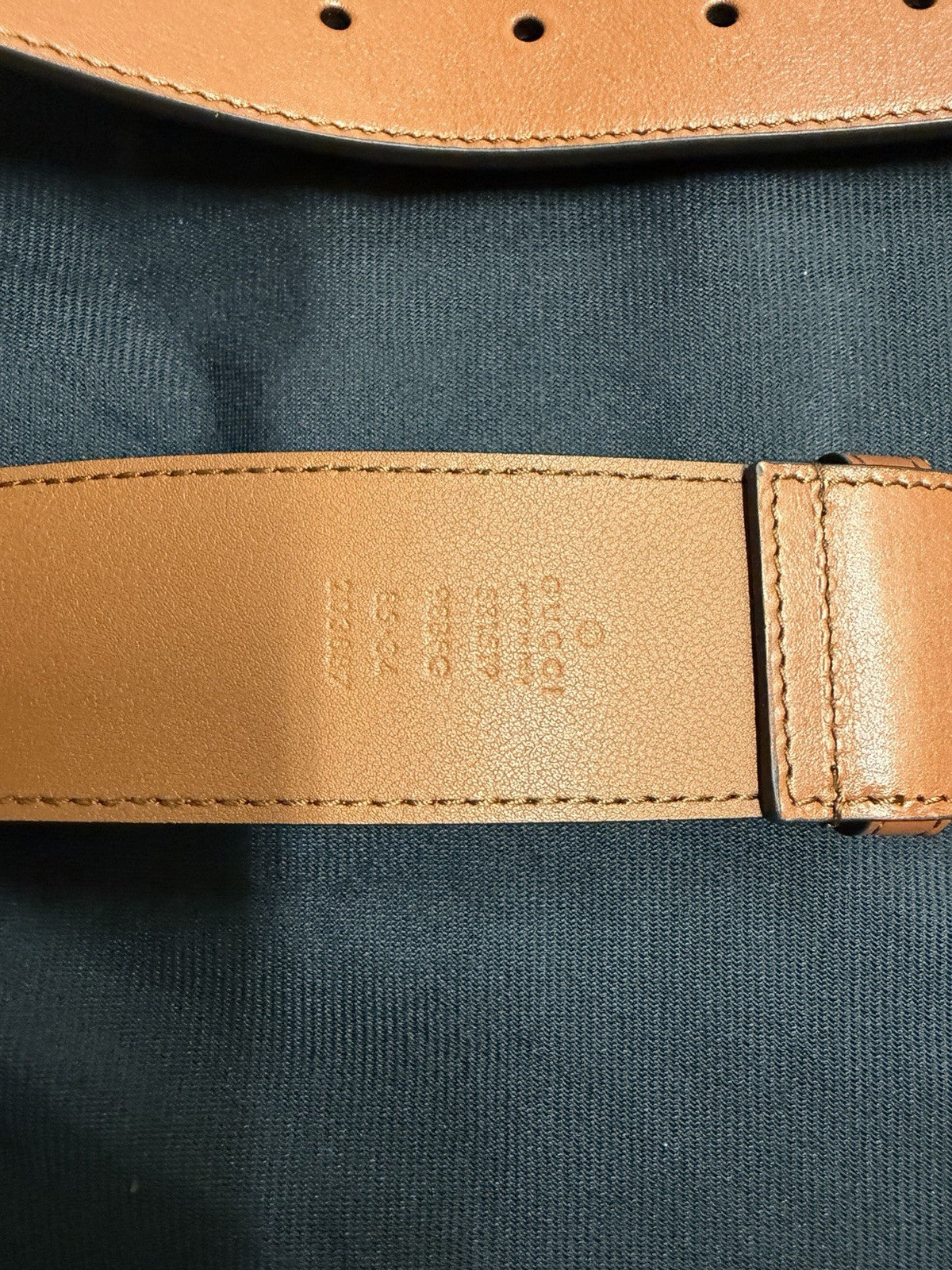 Gucci Canvas 34" Belt Bag Phone Case Beige/Brown (view 14)
