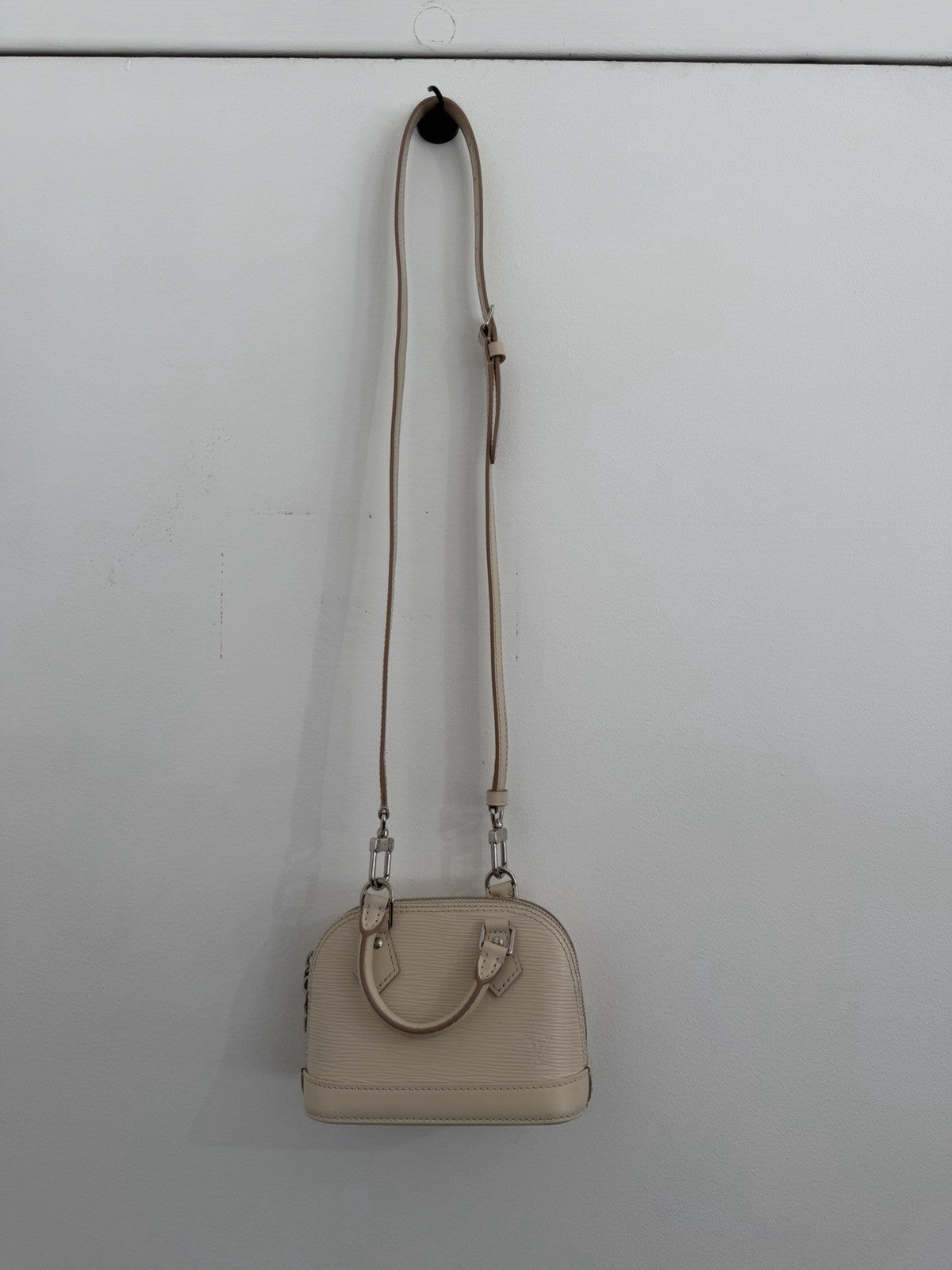 Louis Vuitton Nano Alma Epi Leather Quartz (Cream/Beige) Crossbody Handbag (view 17)