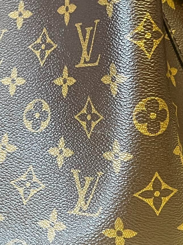 Louis Vuitton Neonoe MM Black Monogram M44020 Drawstring Bucket Bag (view 22)