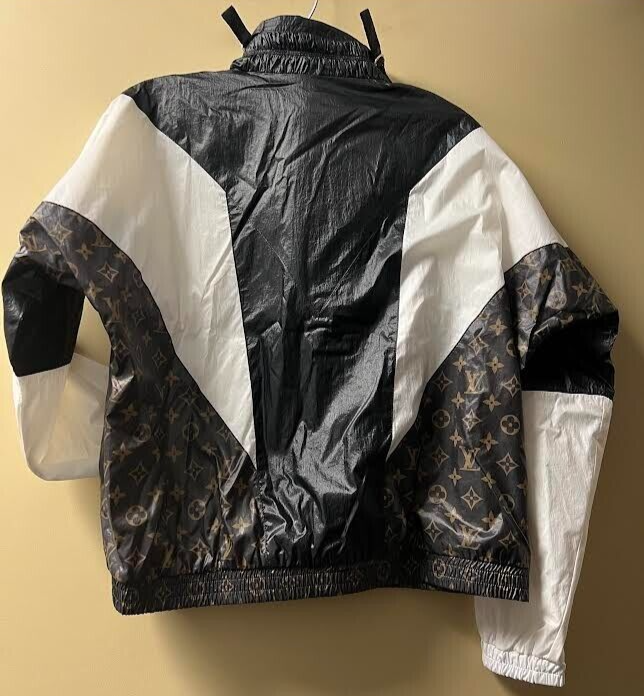LOUIS VUITTON SPORTY COLOR-BLOCKED ZIP UP WINDBREAKER JACKET SIZE 38/US 6 1AFMF02