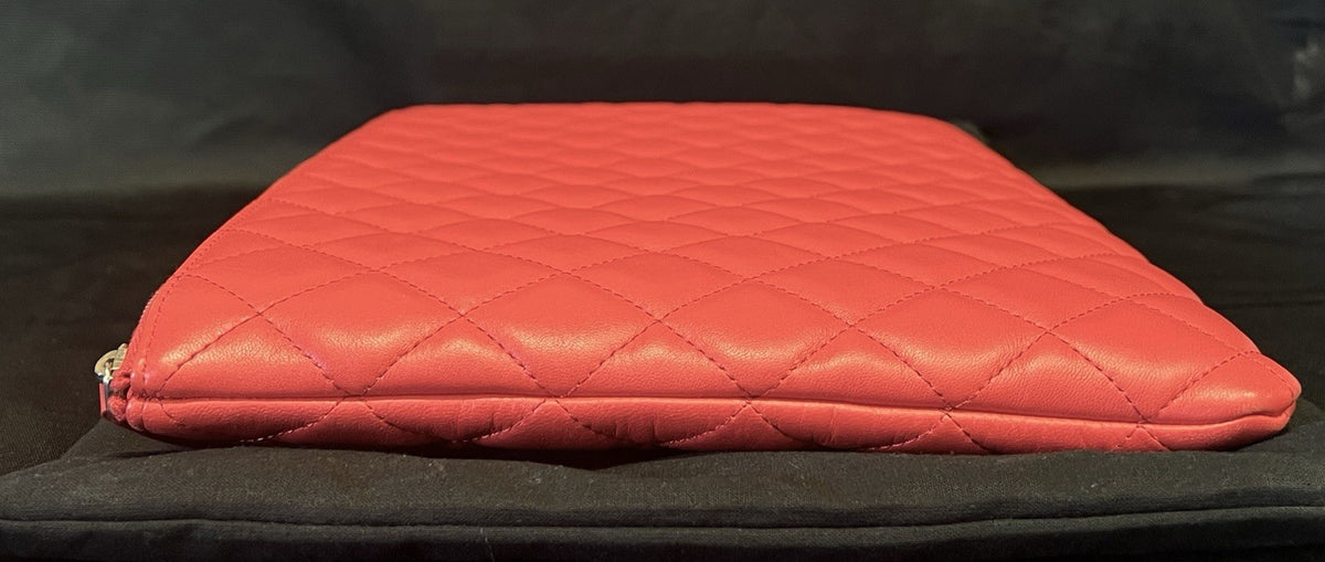 Chanel Large Clutch Pouch Red Leather with Organizer Insert and Dust Bag (view 4)