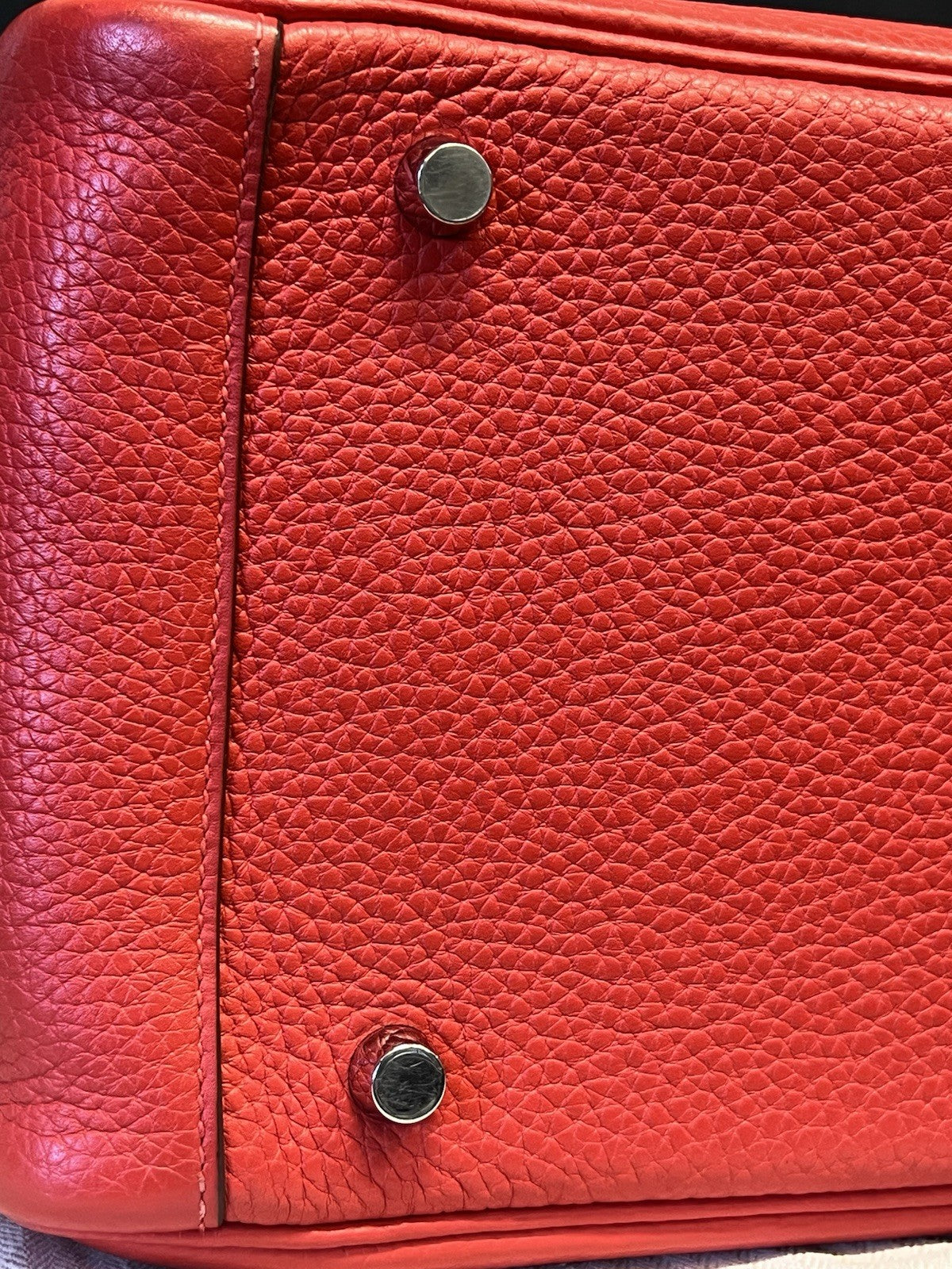 Hermes 2017 Lindy 30 Red Leather Shoulder Bag, Organizer & Dust Bag (view 16)