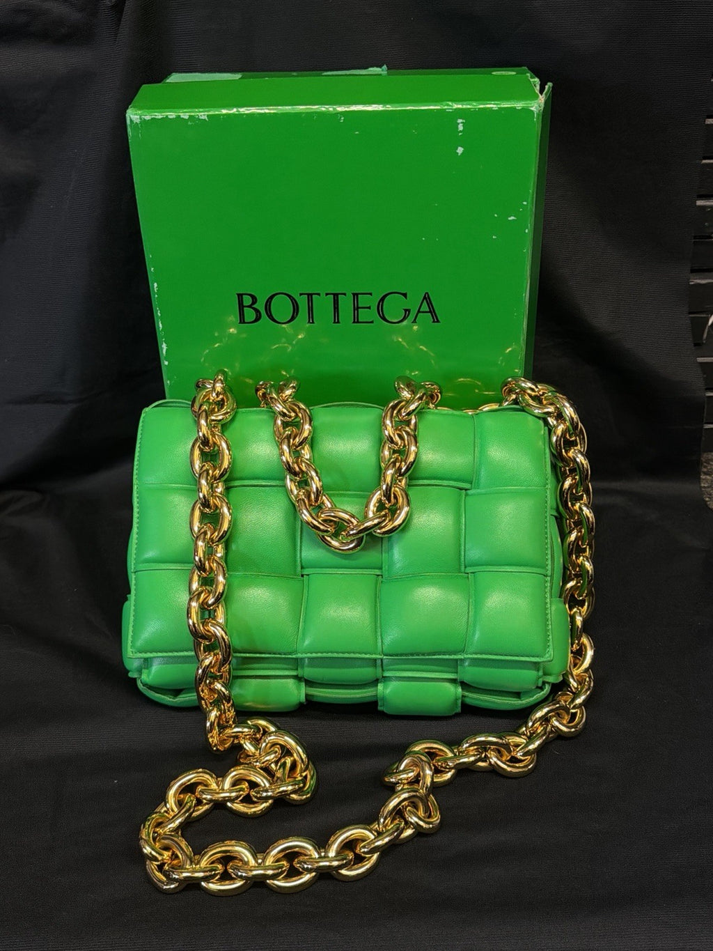 Bottega Veneta Padded Chain Cassette Bag Green Lambskin Gold Chain Strap — view 11